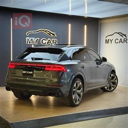 Audi RSQ8